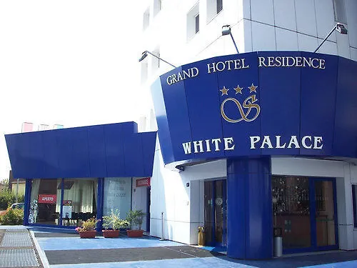 White Palace Hotel & Residence Ченто 3*,
